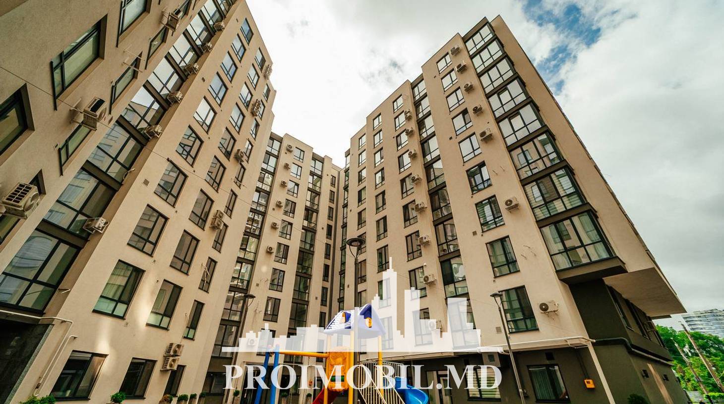 https://images.proimobil.md/rhfOgl8CB9B5UCVVuG5jTjIb1xzM-Tkh0NTWzlOkWTY/watermark:0.75:so:0:30:0.39/resize:fill:1460:816:1/gravity:ce/bG9jYWw6Ly8vZXN0YXRlL2xyLzVkNjhkY2M3LTUyODgtNDYzZS04NjdkLTMzMjQzYjc4NWMyNC5qcGVn