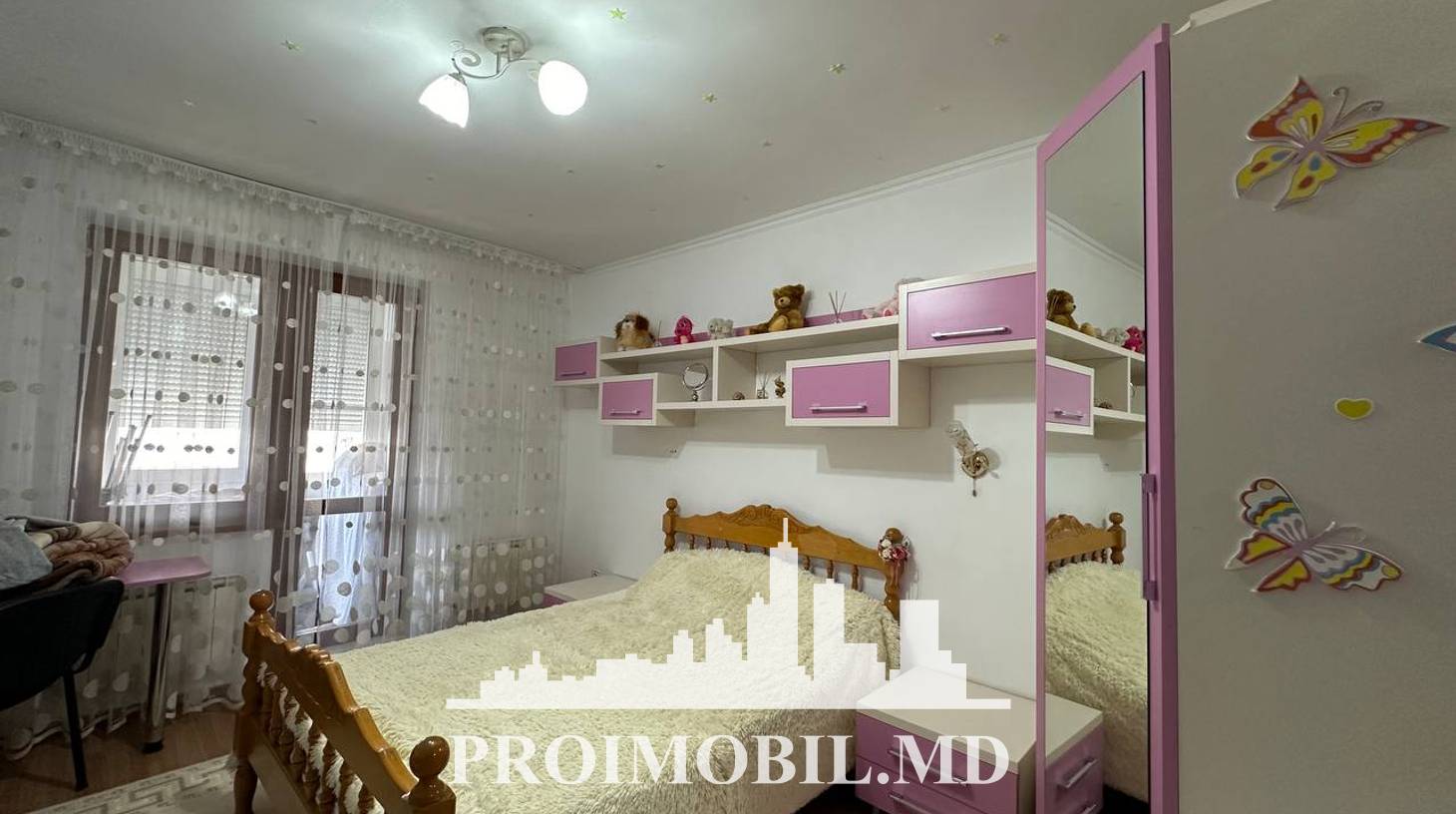 https://images.proimobil.md/rpfAKqWGZK0Rts8bAWv3phJWJNl7jgkdaol7pbawQvQ/watermark:0.75:so:0:30:0.39/resize:fill:1460:816:1/gravity:ce/bG9jYWw6Ly8vZXN0YXRlL2xyL2YwNTA5NThkLWFmMDItNGI2Yy1iZGMwLTI2OWVmNTk2MTcxMi5qcGVn