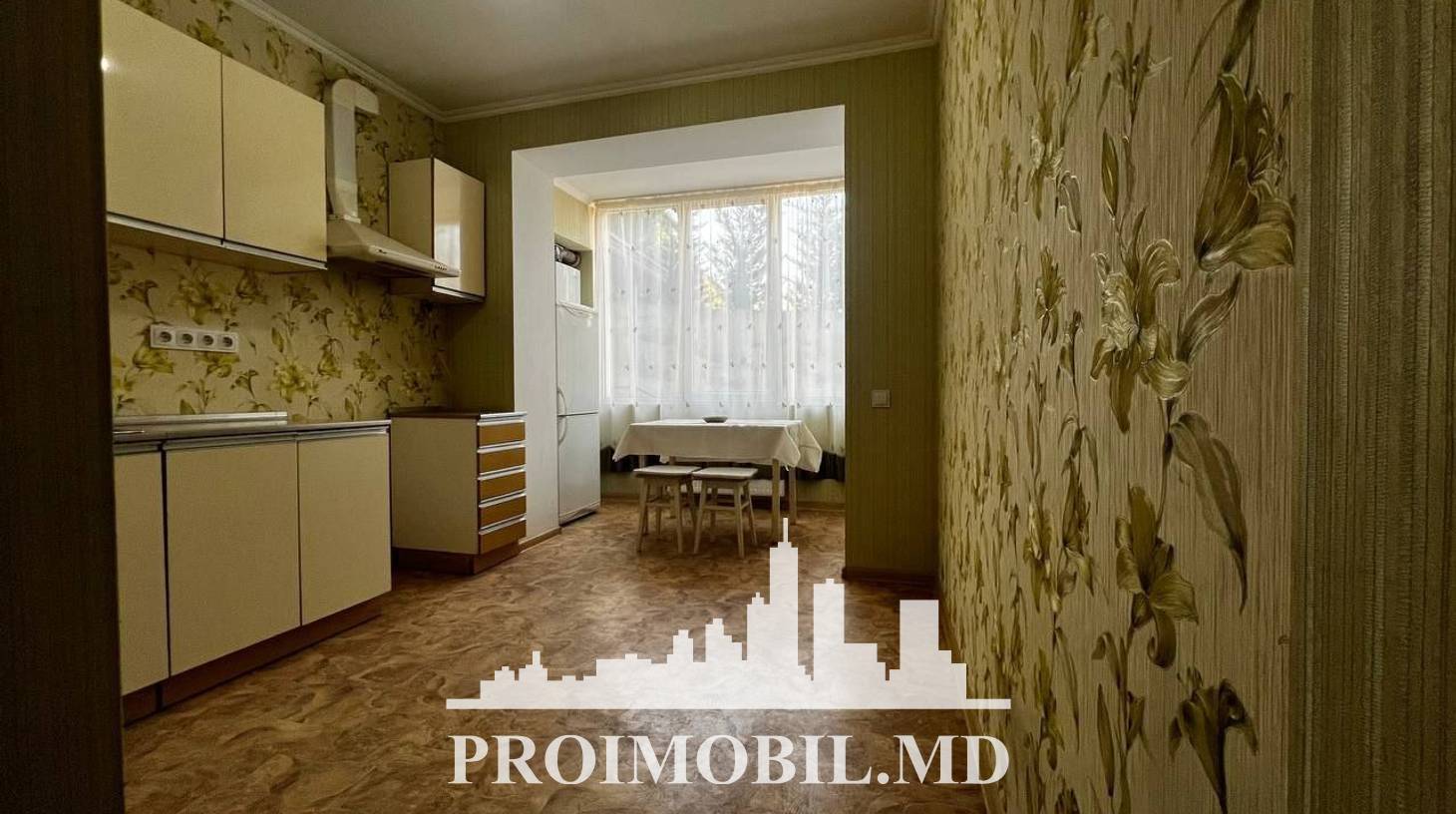 https://images.proimobil.md/rs3z83xizmA4M2jAKCOe2ndmPBsBGSJfNhbKOS2xK_o/watermark:0.75:so:0:30:0.39/resize:fill:1460:816:1/gravity:ce/bG9jYWw6Ly8vZXN0YXRlL2xyL2RmMzcwZjM0LTZjOTMtNDc2Yi1iMzQ0LTI5MGQxNzgxYzZmMi5qcGVn