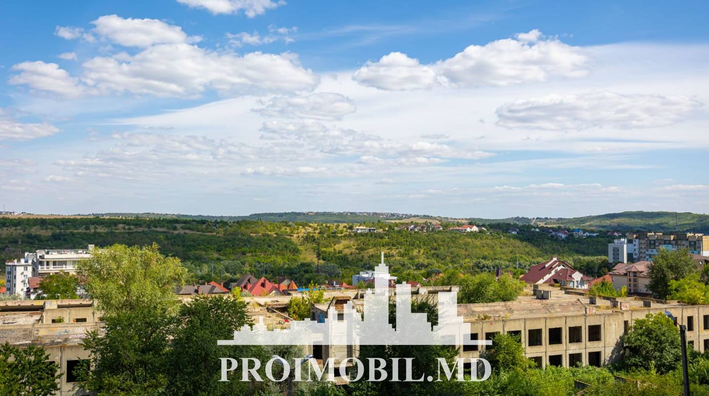 https://images.proimobil.md/rtqk00_qcyEyeXkgQz3qs4nPF_yZ-n0jl4CyCs1B8UE/watermark:0.75:so:0:30:0.39/resize:fill:1460:816:1/gravity:ce/bG9jYWw6Ly8vZXN0YXRlL2xyL2M2NzQ3NGYxLWQ0NDMtNGYxZC04ZmI5LTA2ZDdmNmQ5Mzc1NC5qcGVn