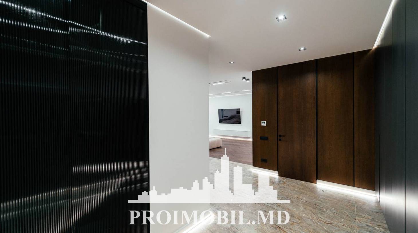 https://images.proimobil.md/rya9Ut8x9EzV7WMj09xdoPOd4zrWjLF2bm6ilcK2rJU/watermark:0.75:so:0:30:0.39/resize:fill:1460:816:1/gravity:ce/bG9jYWw6Ly8vZXN0YXRlL2xyLzhiYzQ1ZGM5LWU4OGYtNDlhZS1iYjFjLThjMzFmZTY5Y2U3Zi5qcGVn