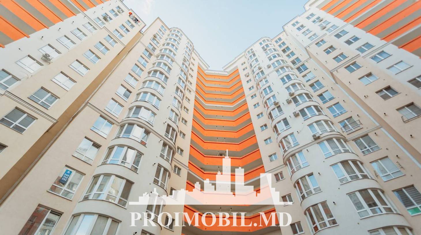 https://images.proimobil.md/rzDij4X3Ezt8Y8iEm_PmZGqN51G2YtUf_PW0cnRQFqU/watermark:0.75:so:0:30:0.39/resize:fill:1460:816:1/gravity:ce/bG9jYWw6Ly8vZXN0YXRlL2xyLzliMjYxOTVlLWE1YjctNDhiNC1iNmU1LTg5MTk5MzE4NTdmNi5qcGVn