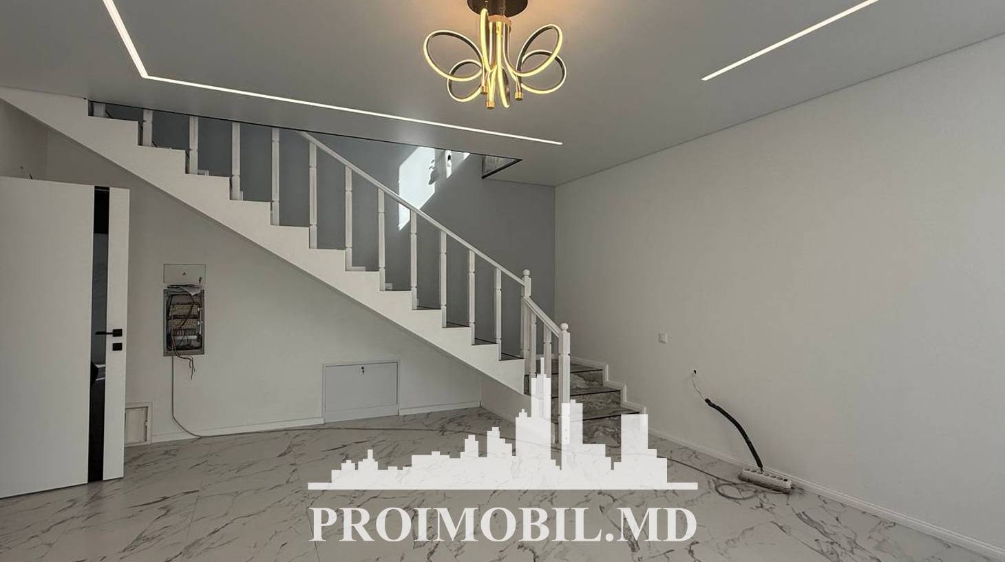 https://images.proimobil.md/s4HC-47N_efWoKIKtU4Yt9ntl2pkUtaHXejkOkqLpjQ/watermark:0.75:so:0:30:0.39/resize:fill:1460:816:1/gravity:ce/bG9jYWw6Ly8vZXN0YXRlL2xyLzFkMTY4YjliLTFiN2ItNGM0MS05ZDllLWQwN2I2ZDQzZTYzYy5qcGVn
