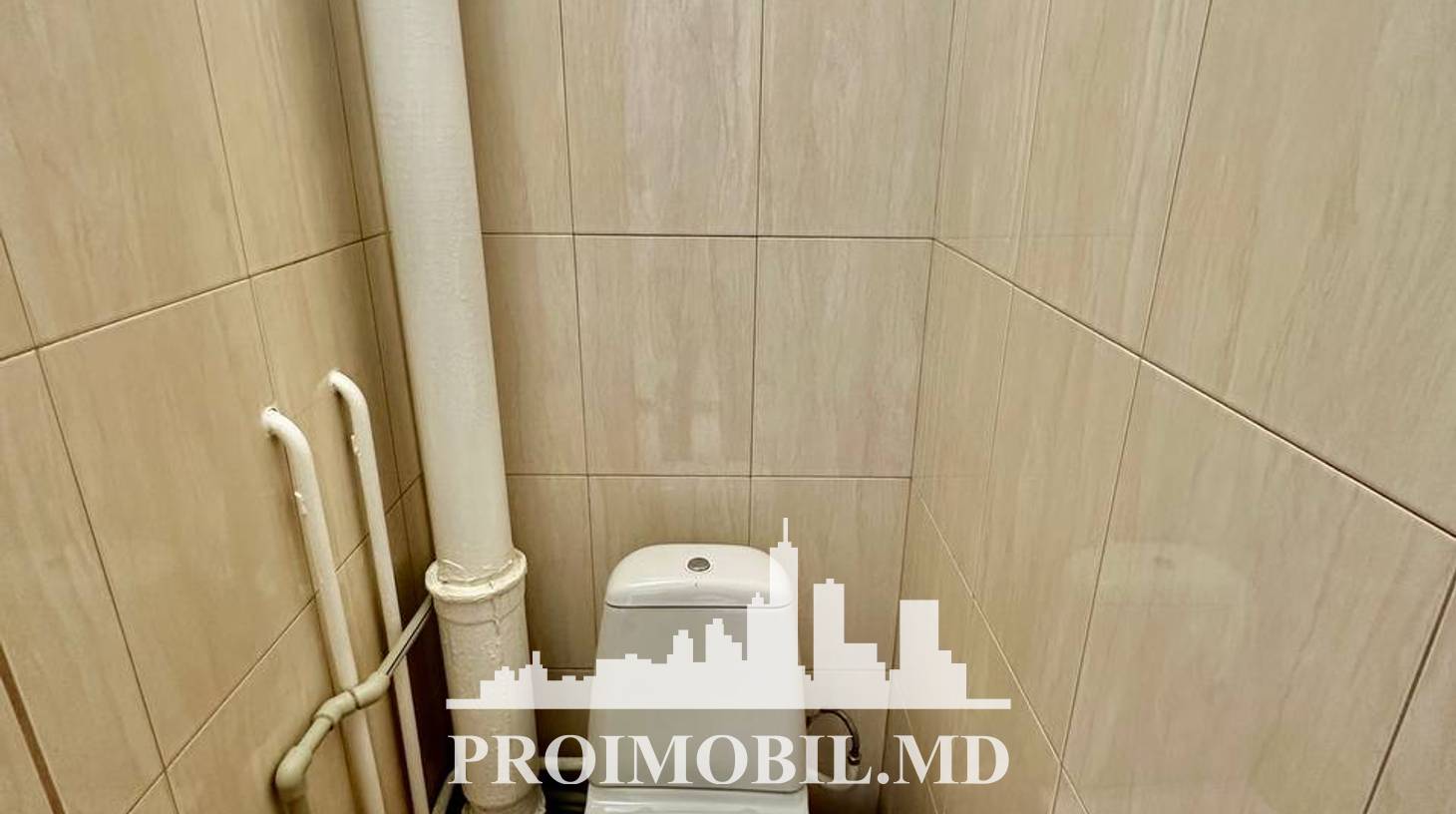 https://images.proimobil.md/s4uN0myX4Jef__4xUgOux7Qgk9-3fxF-RTqqMEVUhyE/watermark:0.75:so:0:30:0.39/resize:fill:1460:816:1/gravity:ce/bG9jYWw6Ly8vZXN0YXRlL2xyLzQyYzA4YmU0LTYzNTctNDhkMi05NWQ5LTI0NmM5NzhmMzdjMy5qcGVn