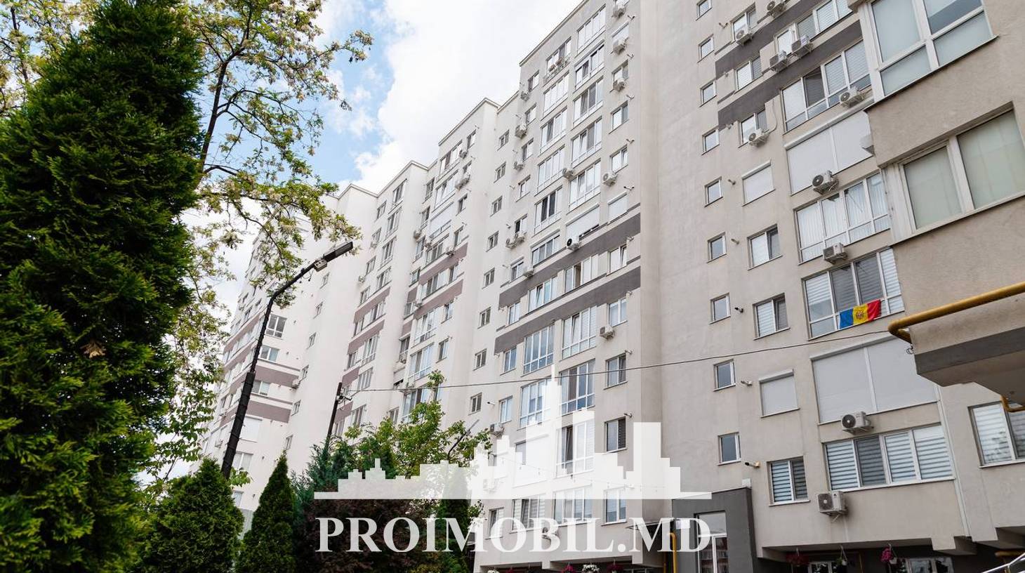 https://images.proimobil.md/s4zLFk1oxDtndt6Et0726Wy8mBZ0vBjFPf3g1cDHzK4/watermark:0.75:so:0:30:0.39/resize:fill:1460:816:1/gravity:ce/bG9jYWw6Ly8vZXN0YXRlL2xyL2NkYTJhNWFjLWVmNjAtNGI0MS04MmQ3LTk3MmI5ZTA0YzQ1My5qcGVn