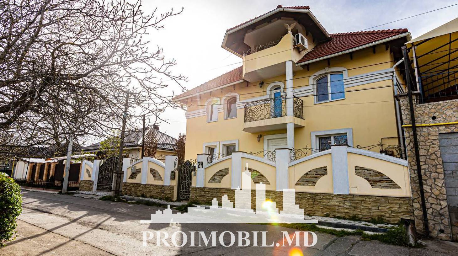 https://images.proimobil.md/s5wQ-Qh5p2wZHlbSGFL5rovO8dTSBsoEOz9UHgIkFTY/watermark:0.75:so:0:30:0.39/resize:fill:1460:816:1/gravity:ce/bG9jYWw6Ly8vZXN0YXRlL2xyLzJjZGY2MTA1LTZlNWItNGRmNi05MDE0LWMyOWFhZGE4ODZmMy5qcGVn