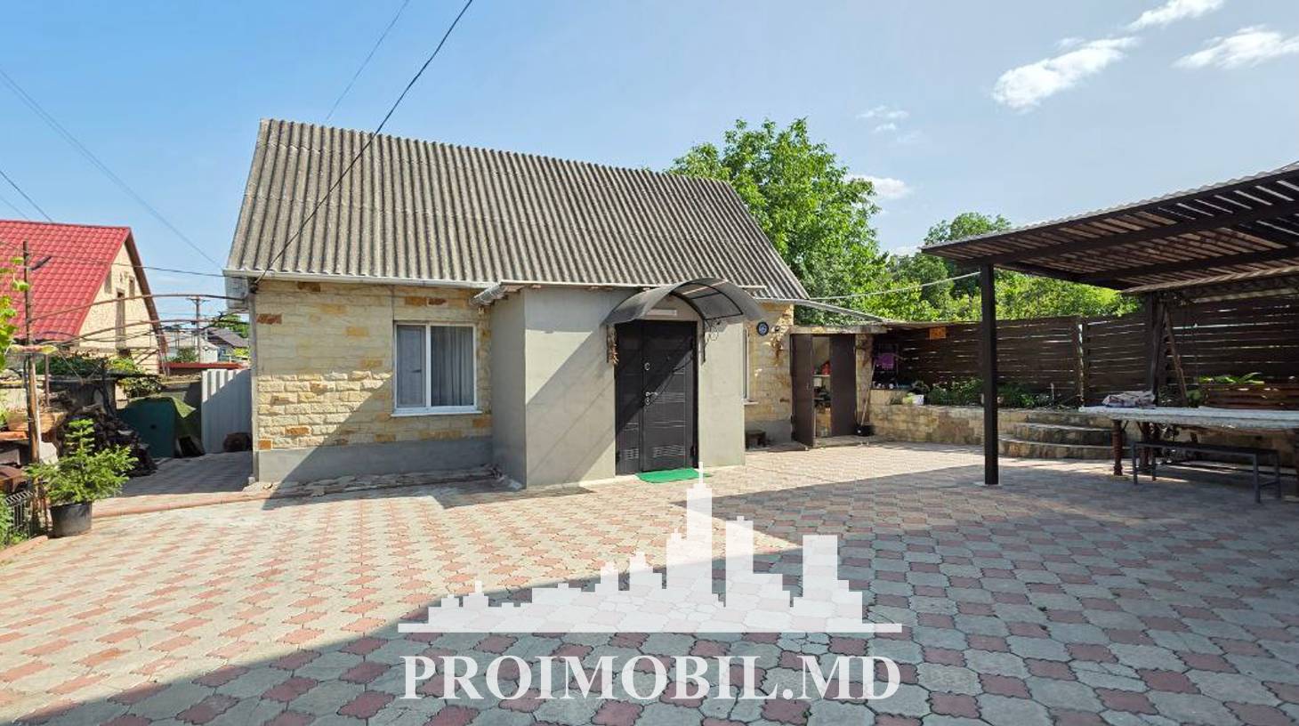 https://images.proimobil.md/s6pyuoHrbTWU397vWwcdrg4HAECtzZfbsyv-KHsJXhw/watermark:0.75:so:0:30:0.39/resize:fill:1460:816:1/gravity:ce/bG9jYWw6Ly8vZXN0YXRlL2xyL2RkZmJhMGViLTIzYjAtNDg2OC1iZGQ0LWM1MWMyOTBkZTAwYS5qcGVn