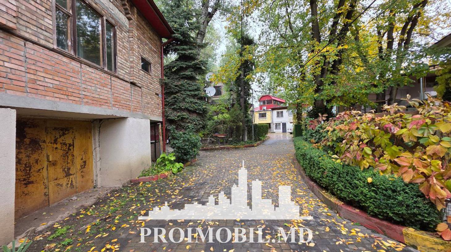 https://images.proimobil.md/sCtNi_HxeG1OQdjSSDfUxOjVlWSQCPgtaxEHovfhSVE/watermark:0.75:so:0:30:0.39/resize:fill:1460:816:1/gravity:ce/bG9jYWw6Ly8vZXN0YXRlL2xyLzI3MmU2NDNlLTEwMzctNGQxZi04Nzc1LWNjOWU4NWI0MzU1Yy5qcGVn