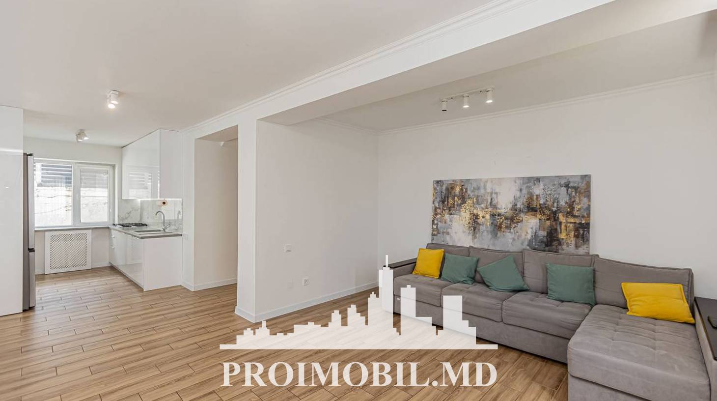 https://images.proimobil.md/sEYq1ZCKQKHTG3hf5_EVvBUwZfRJvCKI21kI3XkHrR8/watermark:0.75:so:0:30:0.39/resize:fill:1460:816:1/gravity:ce/bG9jYWw6Ly8vZXN0YXRlL2xyLzg2ZTAxODMwLTIwNWQtNGNkZS04MmFhLWQxM2RjZDg5ZjkwNi5qcGVn