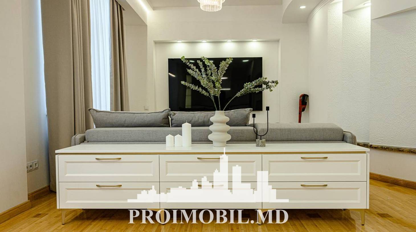 https://images.proimobil.md/sEos5ZmogpI4Q1pK7g6G9PTSgKloodYfS0ug2I-AsAo/watermark:0.75:so:0:30:0.39/resize:fill:1460:816:1/gravity:ce/bG9jYWw6Ly8vZXN0YXRlL2xyLzNhYTg4YWQ4LWRmMjktNGU2ZC1hZTBhLTA4NDBlMzA5ZjUyMi5qcGVn