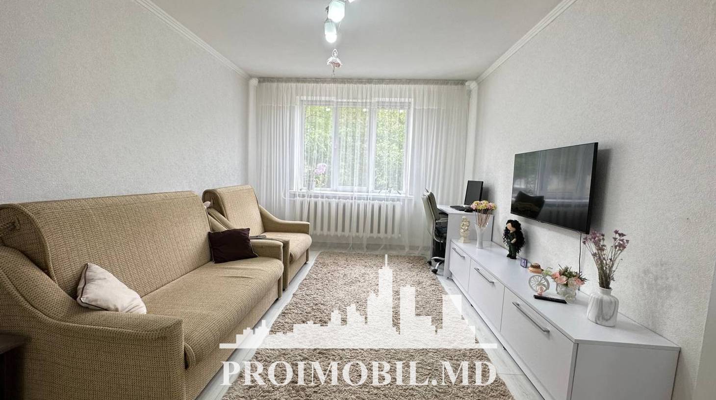 https://images.proimobil.md/sF8d6KQS3h05avSDt3xQhiVE1hqPN8_gI-ycbeUupo0/watermark:0.75:so:0:30:0.39/resize:fill:1460:816:1/gravity:ce/bG9jYWw6Ly8vZXN0YXRlL2xyLzJlZWQ0NGZmLTgyZTQtNDljMS1iNzg0LTc3ZDA1ZGU5YTI5Yi5qcGVn