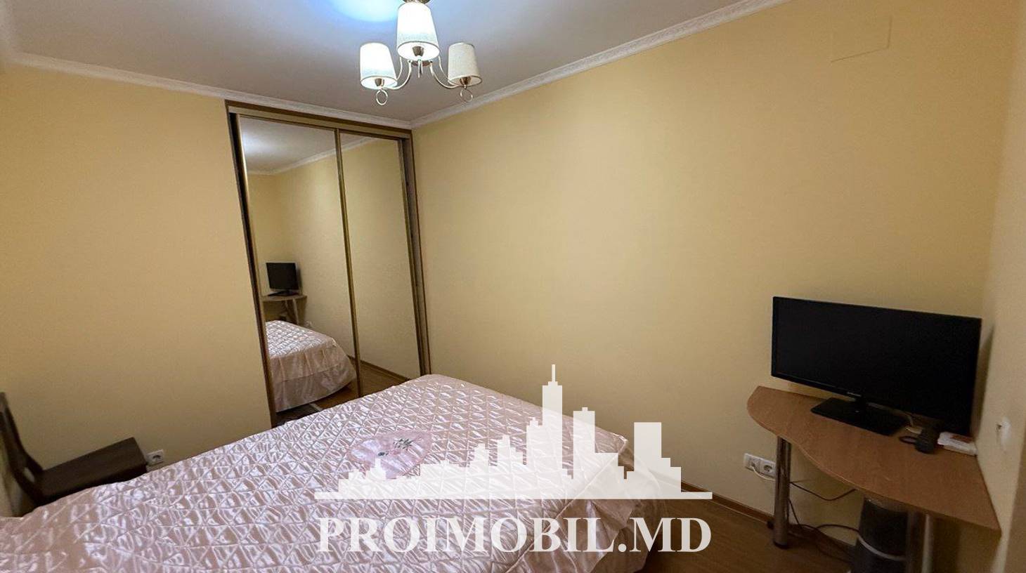https://images.proimobil.md/sMD2a2KyYBqvmvG1xiEzOFqRU_HI61yOEW7Jqr4fjlg/watermark:0.75:so:0:30:0.39/resize:fill:1460:816:1/gravity:ce/bG9jYWw6Ly8vZXN0YXRlL2xyL2ZkNTc5YTg2LWRiNDMtNDg5ZC04ZjhiLTE4NmRhZTljMmNhMi5qcGVn