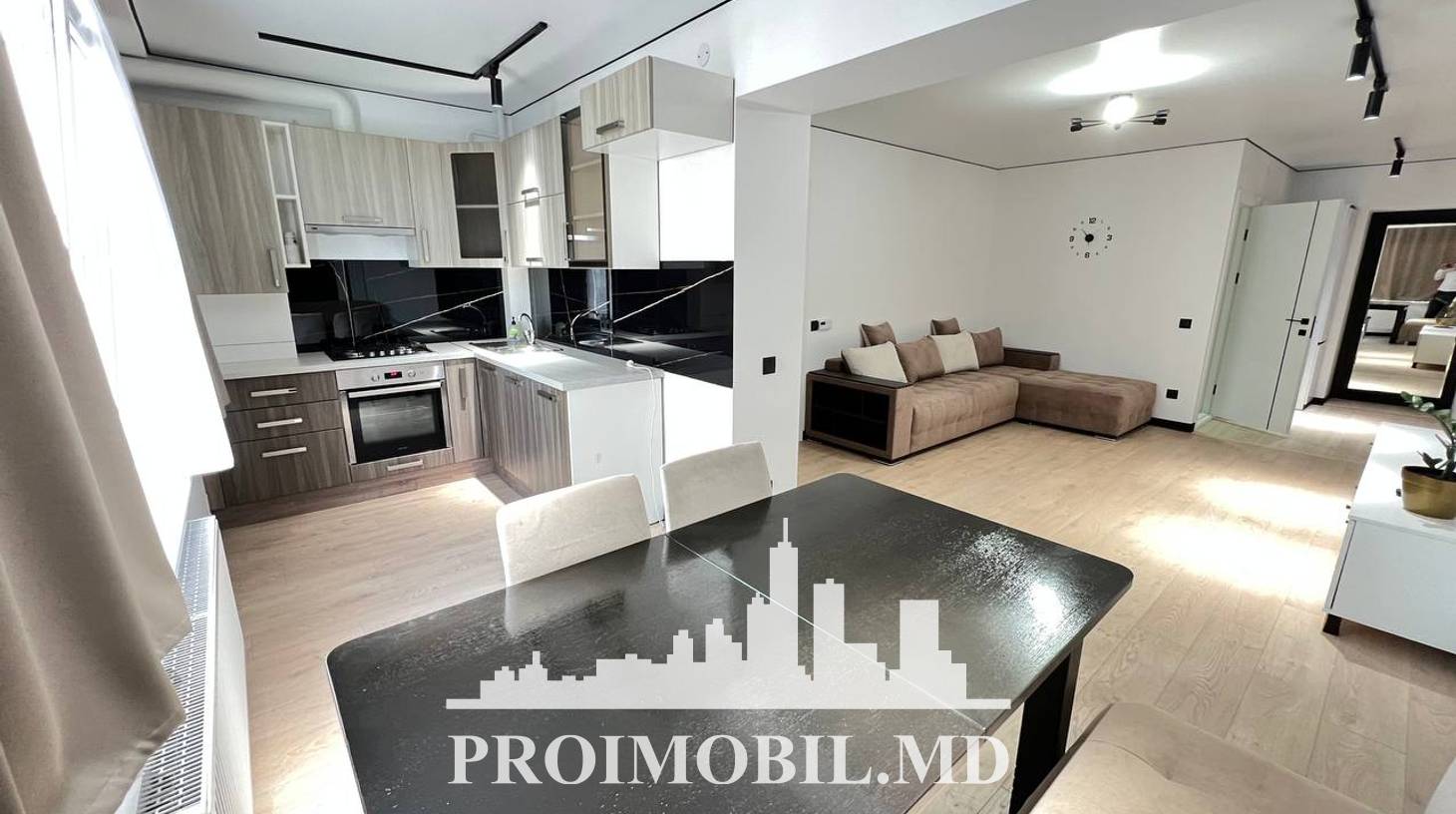 https://images.proimobil.md/sWw83SNXsgBur_nYWTVllK8x4lKakcY52TEpUULoH-U/watermark:0.75:so:0:30:0.39/resize:fill:1460:816:1/gravity:ce/bG9jYWw6Ly8vZXN0YXRlL2xyLzYyMzczZjA2LTI2MWUtNDA1Yy1iYjcwLTA5MTgzYmUzN2E4MS5qcGVn