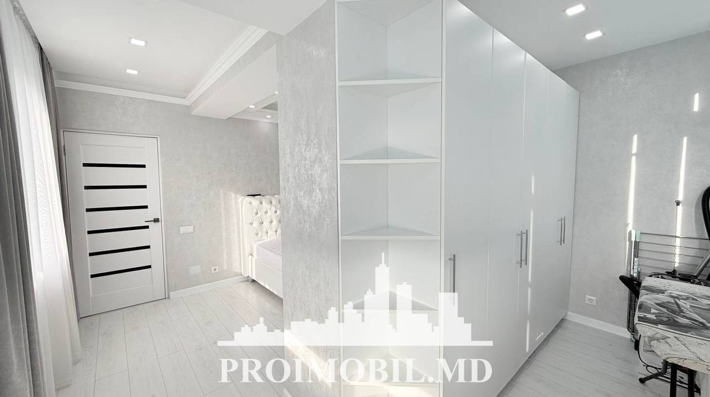 https://images.proimobil.md/sYqp8oRVCElq_f8NQ5JKaJhXYzGRCIT1BR-TmqjRvKw/watermark:0.75:so:0:30:0.39/resize:fill:1460:816:1/gravity:ce/bG9jYWw6Ly8vZXN0YXRlL2xyLzg4MWNkZGFkLWUxNzgtNGQ3YS04NmY5LWM4ZmU5YWYwMzYwOC5qcGVn
