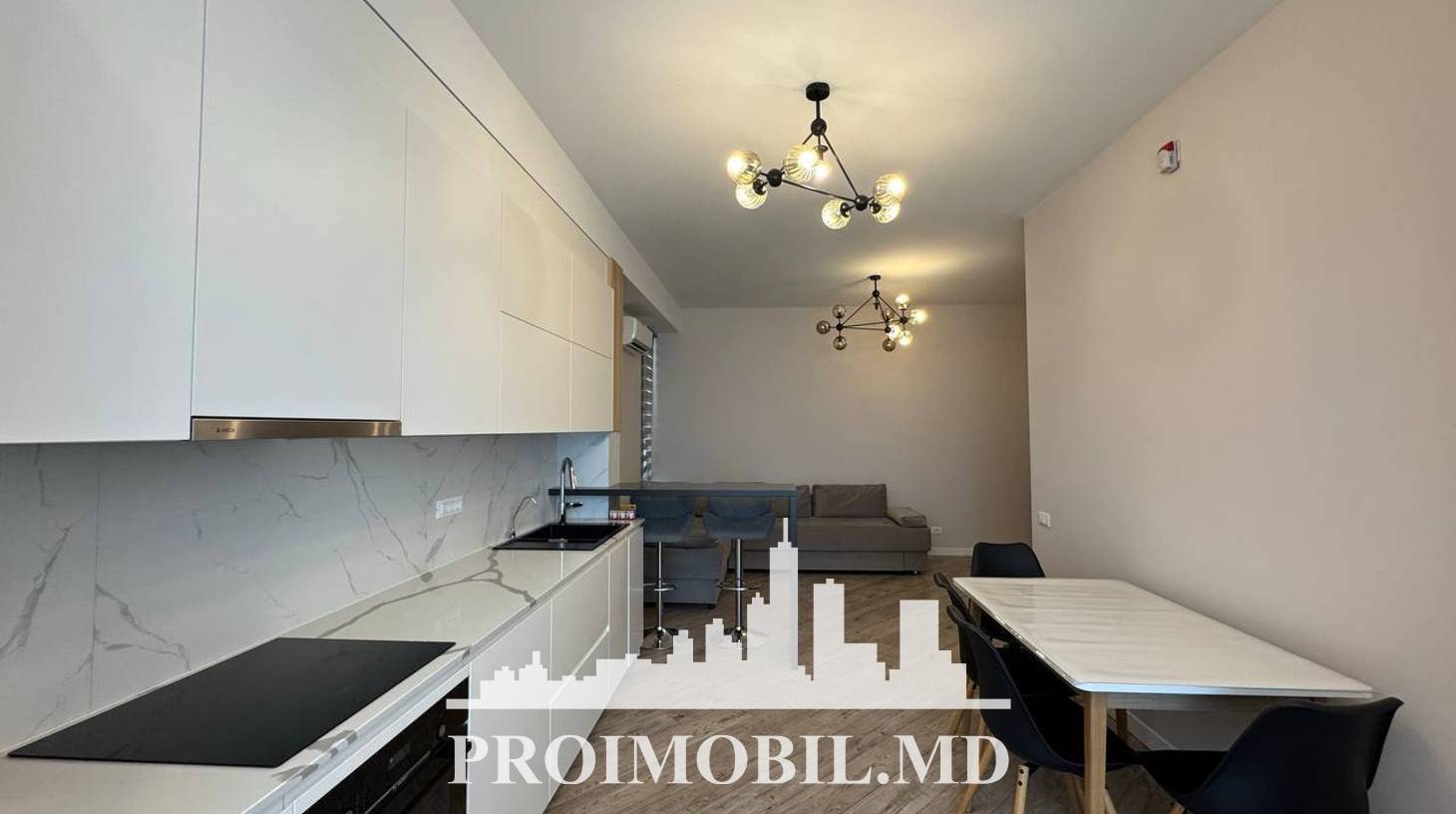 https://images.proimobil.md/sfG3ZFDPn5epry_UsPeo38rSqRqVkkJ6itVOylc2Veo/watermark:0.75:so:0:30:0.39/resize:fill:1460:816:1/gravity:ce/bG9jYWw6Ly8vZXN0YXRlL2xyLzEwNzUwZWZjLWE5YWEtNDViMC05MjNiLWZiNmVlZTRkMmMzYS5qcGVn