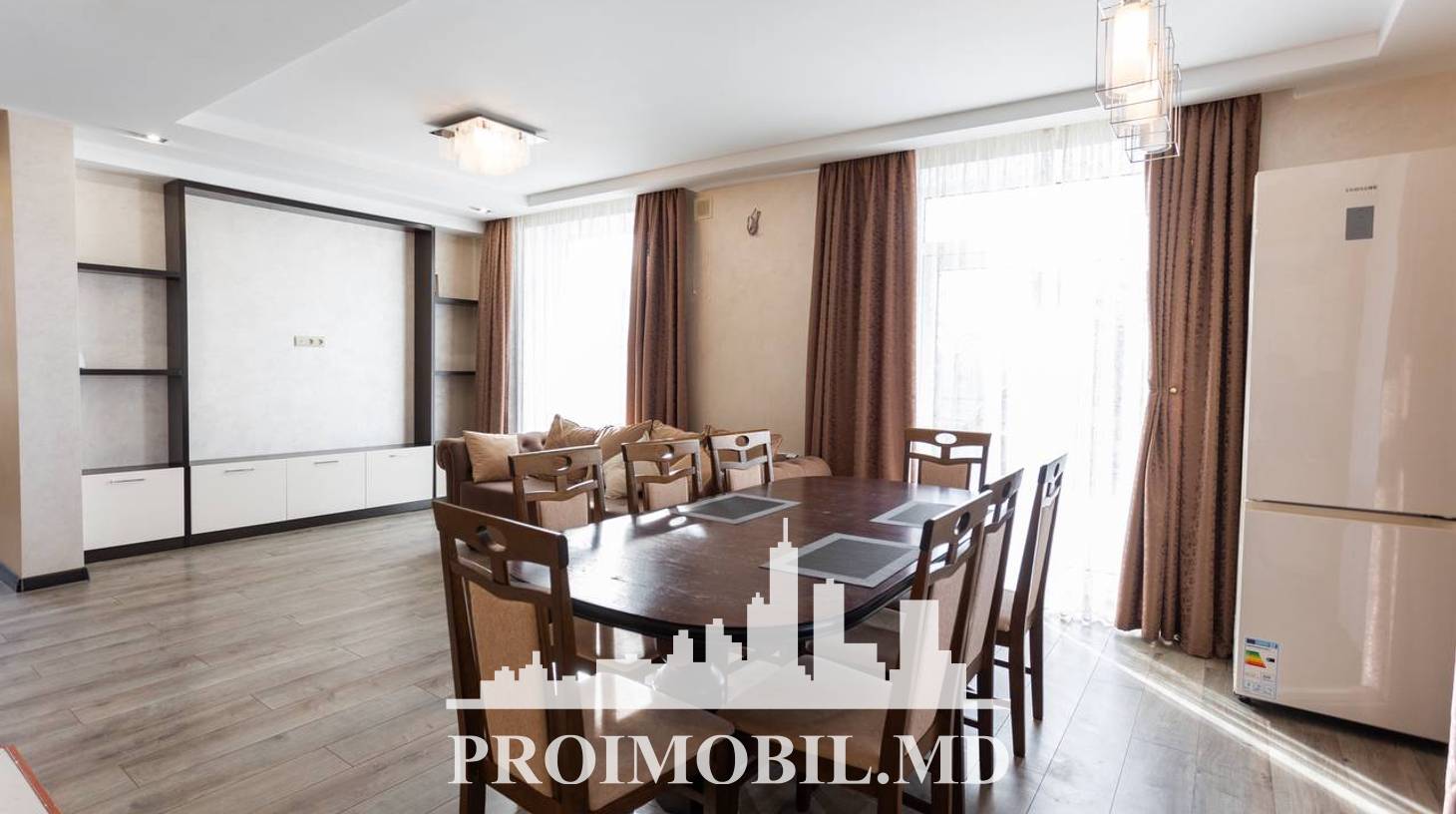 https://images.proimobil.md/skv4Er23BxJ8Ypp2q0-m51pMs5V4MtvtW7vxIVuAhBI/watermark:0.75:so:0:30:0.39/resize:fill:1460:816:1/gravity:ce/bG9jYWw6Ly8vZXN0YXRlL2xyL2FmZDgwZjZjLTdkZmQtNDU5Ny1iMjk4LWI2NTc1ZDFlMzhlNy5qcGVn