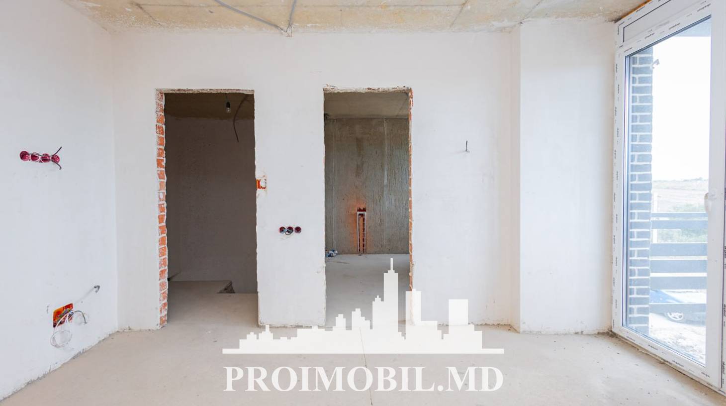 https://images.proimobil.md/sl0EjU7-FCXpLw0ciniueeb3cK39sDkwUmyd11kwleE/watermark:0.75:so:0:30:0.39/resize:fill:1460:816:1/gravity:ce/bG9jYWw6Ly8vZXN0YXRlL2xyLzMyN2Y3MjQzLWQ1NTgtNGRjNi05ZWU2LWM5Y2Y3NjNkZTM5ZS5qcGVn