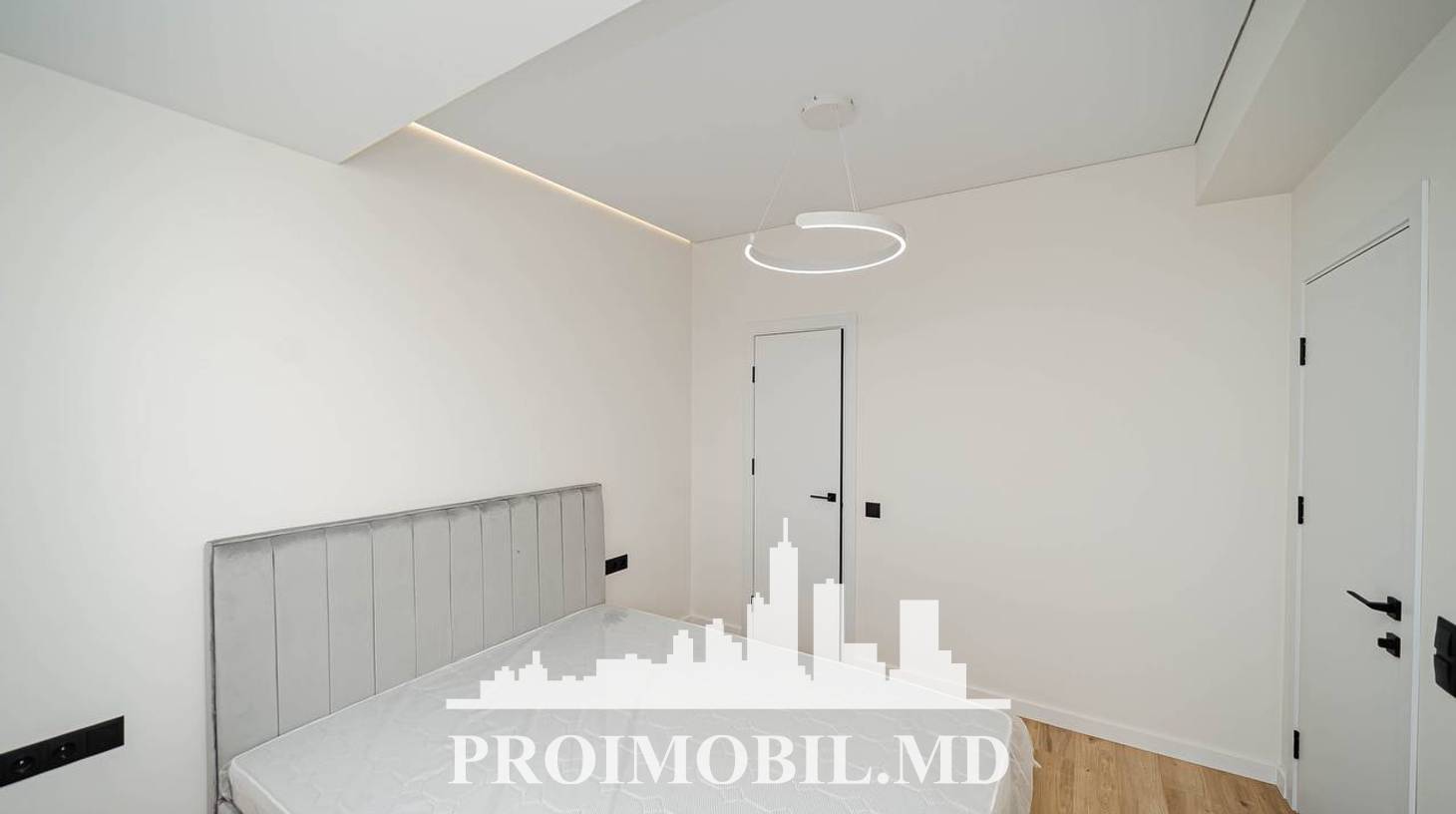 https://images.proimobil.md/sl4DQHCg6tjSNLUJjB5rMtDBpYr2rqt9287ekSCHO1U/watermark:0.75:so:0:30:0.39/resize:fill:1460:816:1/gravity:ce/bG9jYWw6Ly8vZXN0YXRlL2xyLzU1ZWMzOWY3LTdlYTQtNGYwZi05ZjQ5LWE1NjcwNTYxNDk2NS5qcGVn
