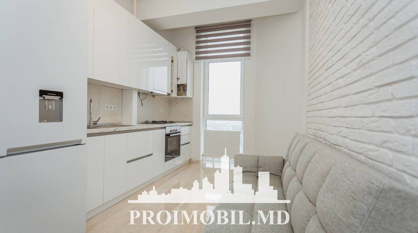 https://images.proimobil.md/spR5AI8HK1C8dTMU1PBcGPzARQGwO2ZQ4w92tlA5BNY/watermark:0.75:so:0:30:0.39/resize:fill:1460:816:1/gravity:ce/bG9jYWw6Ly8vZXN0YXRlL2xyLzdiYWYxZWRiLWFkNjUtNGI0Mi1iYmJlLWM0MWFkNmNjMGQyNC5qcGVn