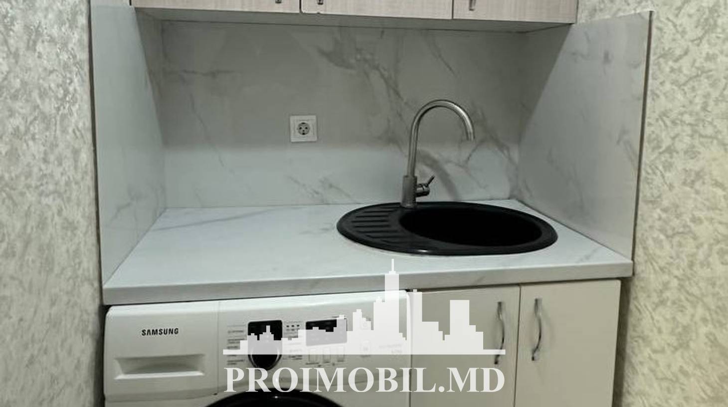 https://images.proimobil.md/spSbEcoQqAh264tRh-585hI6D_eo0nheu0N6AMrgcJg/watermark:0.75:so:0:30:0.39/resize:fill:1460:816:1/gravity:ce/bG9jYWw6Ly8vZXN0YXRlL2xyLzhkM2YzY2I0LTYxZWYtNDg2MS1hNTZkLWFjYjgwOGQwNDRhYi5qcGVn