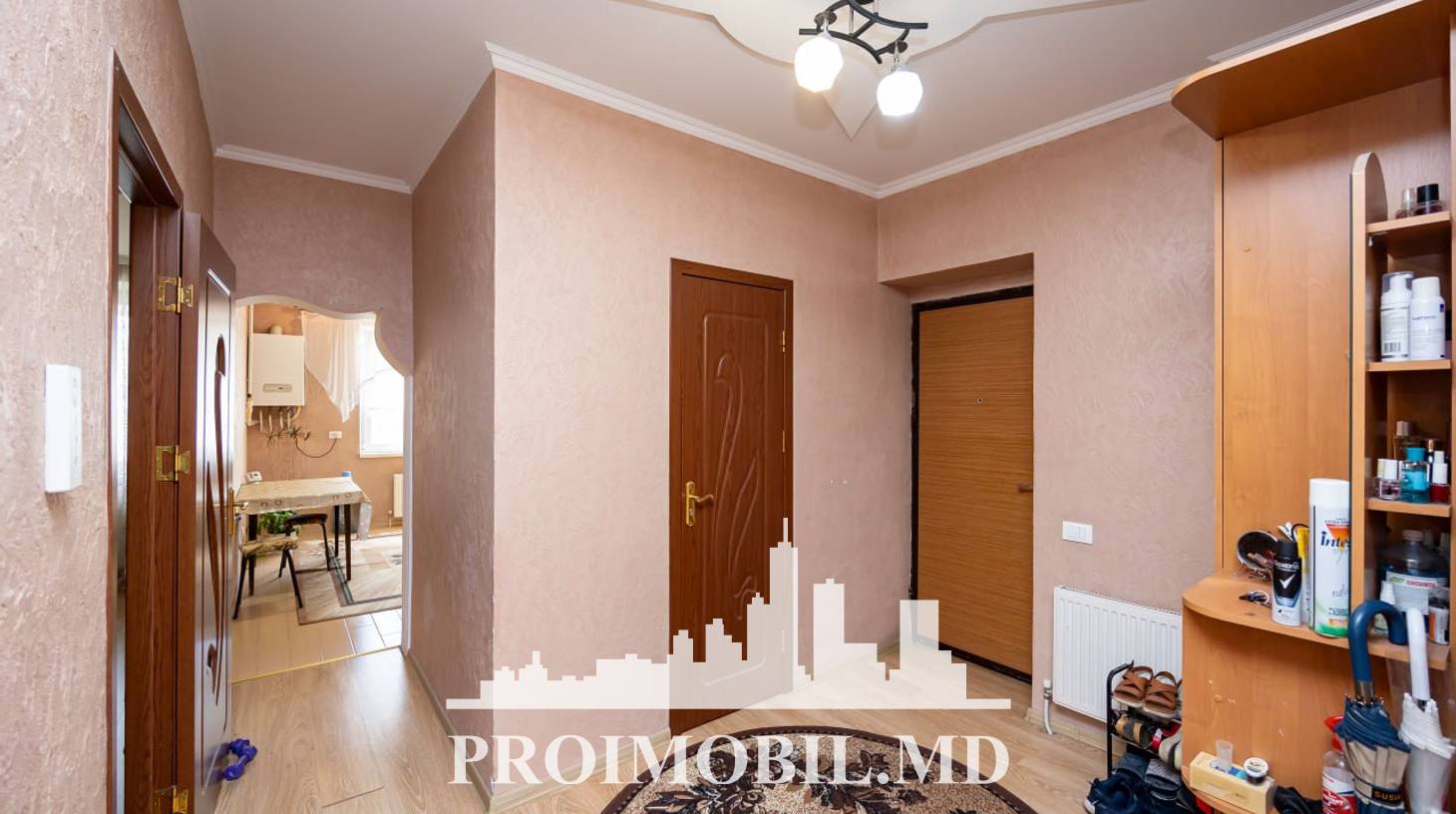 https://images.proimobil.md/spfZasd7yXoGhgHRT-YBFG5Xw2a-fhFkhPGFPjXOhSo/watermark:0.75:so:0:30:0.39/resize:fill:1460:816:1/gravity:ce/bG9jYWw6Ly8vZXN0YXRlL2xyLzZjZWM4ODZlLWUzYjItNDllZC04ZDBlLWM1ZTIzMzIwYmEzZC5qcGVn