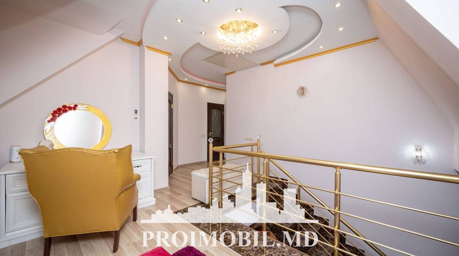 https://images.proimobil.md/srdJc8PhtpM_aZnyRPL59-ZoBrbUp307Z_FmZ0FM564/watermark:0.75:so:0:30:0.39/resize:fill:1460:816:1/gravity:ce/bG9jYWw6Ly8vZXN0YXRlL2xyLzg0YWE3OTIzLWJkNGEtNDc1NC04MmJjLTU4YjFkODMxZDUwZS5qcGVn