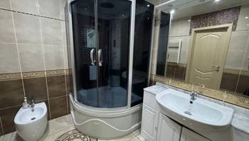 https://images.proimobil.md/ssWtKagHjJYBWOhrA-X62u5qrB-kDuIO4C2CjWKZyUU/resize:fill:350:198:1/gravity:ce/bG9jYWw6Ly8vZXN0YXRlL2xyLzM5OTdiNTY2LWQ1YzktNDYxNi04OTBkLTEyMzRlZTkyYmYyNi5qcGVn