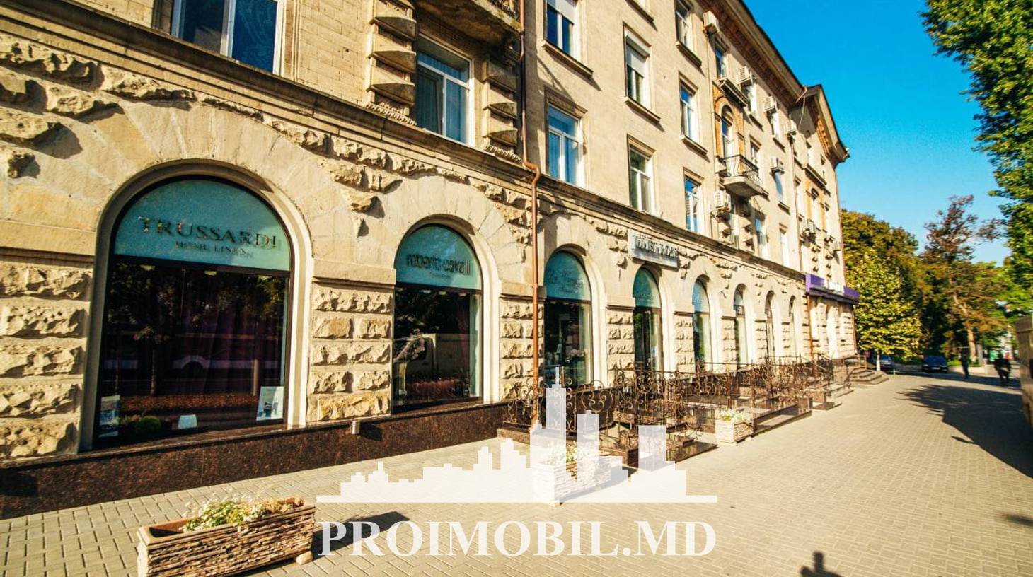 https://images.proimobil.md/stdhqPTexUuvwau5VTBaNqxwZbtu3A8YvwfUwZTAgfo/watermark:0.75:so:0:30:0.39/resize:fill:1460:816:1/gravity:ce/bG9jYWw6Ly8vZXN0YXRlL2xyLzkwZjdjMGYyLTY0OWYtNDQzZC1hMjJlLTQ5ODEzZDE0N2EyYi5qcGVn