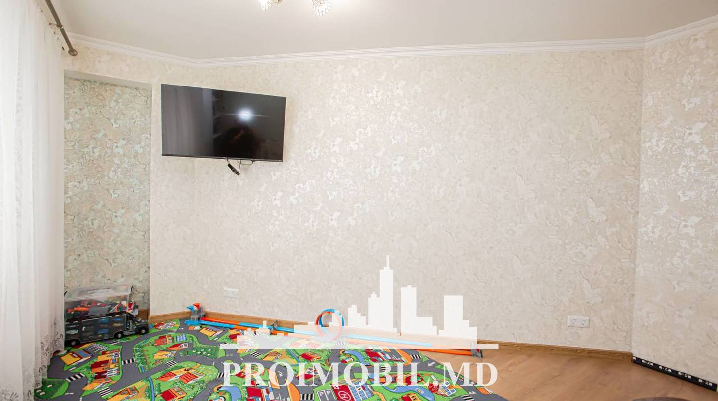 https://images.proimobil.md/t120xZF5zFDOeCfqu64ElKsCn4f5JJ_wPX2zDZmd32c/watermark:0.75:so:0:30:0.39/resize:fill:1460:816:1/gravity:ce/bG9jYWw6Ly8vZXN0YXRlL2xyL2NkOTFlOGQ4LTI1NzktNDMwYi04NjI3LTVlY2MyZmQ1ZWIxZi5qcGVn