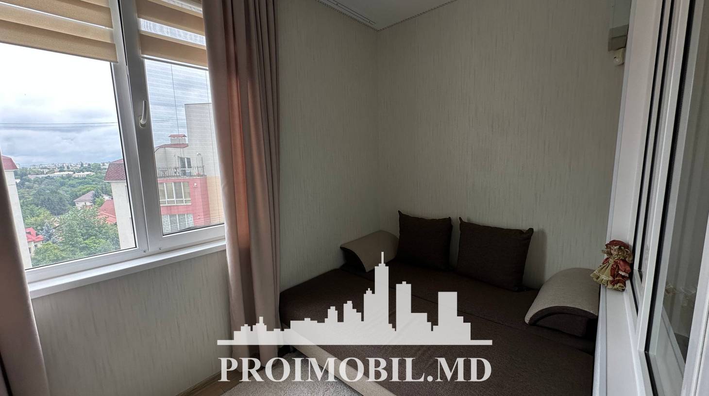 https://images.proimobil.md/t15fh7v0WOA_0zs9tdf3pxnH1i3qDZ9Wch5q4MUFi1E/watermark:0.75:so:0:30:0.39/resize:fill:1460:816:1/gravity:ce/bG9jYWw6Ly8vZXN0YXRlL2xyLzgxMTI5Y2RjLTcxNTItNGFlYS04ZjU4LTgzZTUzZmI2ZTM5OS5qcGVn