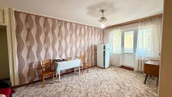 https://images.proimobil.md/t2lD32g0Dk_oUd_RdtKVZRhZ8hkHLVOT5tAGmtDPhp4/resize:fill:350:198:1/gravity:ce/bG9jYWw6Ly8vZXN0YXRlL2xyLzkyNDQyM2JmLTJjMTMtNGYxYi04NjViLTc4ZDIyY2E4OWY2YS5qcGVn