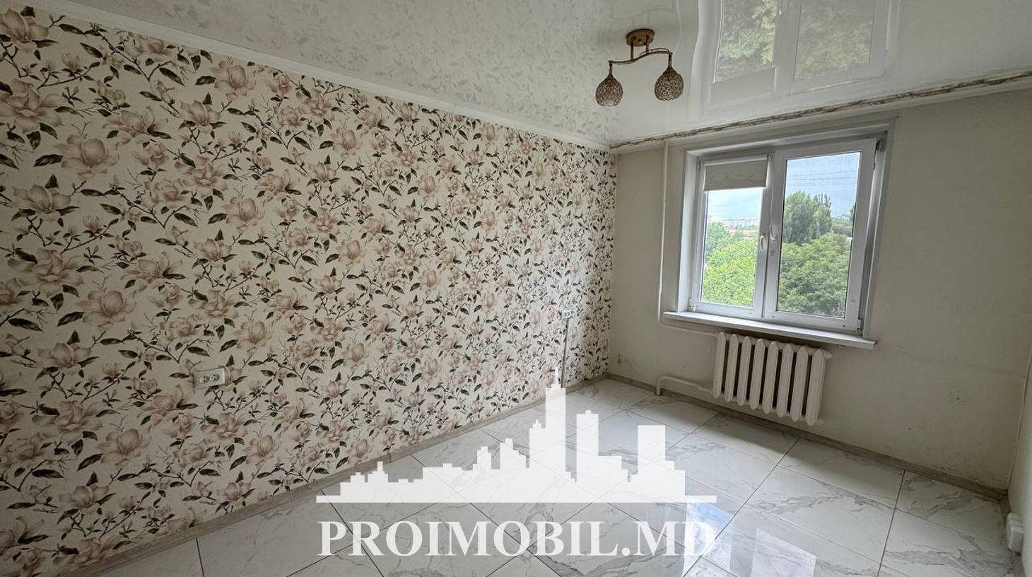 https://images.proimobil.md/tCUkfXEJisLgKzVcqcNapujYlQ_9FRaDSXXeEfJrIqA/watermark:0.75:so:0:30:0.39/resize:fill:1460:816:1/gravity:ce/bG9jYWw6Ly8vZXN0YXRlL2xyLzdlYzUzMzU1LTYzNDMtNDA5Zi1hMTY0LTZiZDg1NTRlOTY3OS5qcGVn