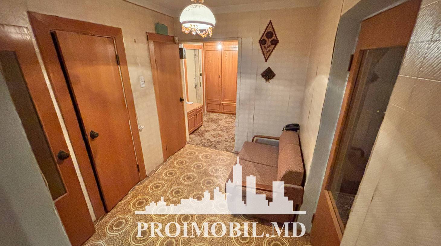 https://images.proimobil.md/tE7RXmn7eJT35agJAuIm6v0s7EWPILrRLzrQ31lakkY/watermark:0.75:so:0:30:0.39/resize:fill:1460:816:1/gravity:ce/bG9jYWw6Ly8vZXN0YXRlL2xyLzAwM2UzMjM3LTdkMjktNDhhOC05NDg3LTM4YTM1OGM1YjU5YS5qcGVn
