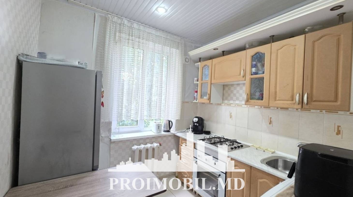 https://images.proimobil.md/tFDwvVsyFSRHSqwO0kSQQ6mfPV3miOcLxKrVQoi-7H8/watermark:0.75:so:0:30:0.39/resize:fill:1460:816:1/gravity:ce/bG9jYWw6Ly8vZXN0YXRlL2xyLzRiOGQyZTQ3LTFiOTQtNDA0ZC05YTc1LWUzMGRkZTI0OTJhZi5qcGVn