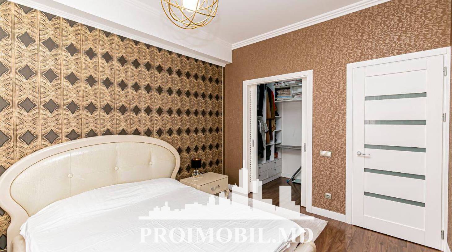 https://images.proimobil.md/tG37JQN7sGIICx0YOHh8PqZiERJGZ-sNUozsvCGCxT8/watermark:0.75:so:0:30:0.39/resize:fill:1460:816:1/gravity:ce/bG9jYWw6Ly8vZXN0YXRlL2xyL2Q2YWU0Y2U5LTFlMjAtNDExMS05M2RkLTAzMjhlNWM3MmFjZS5qcGVn