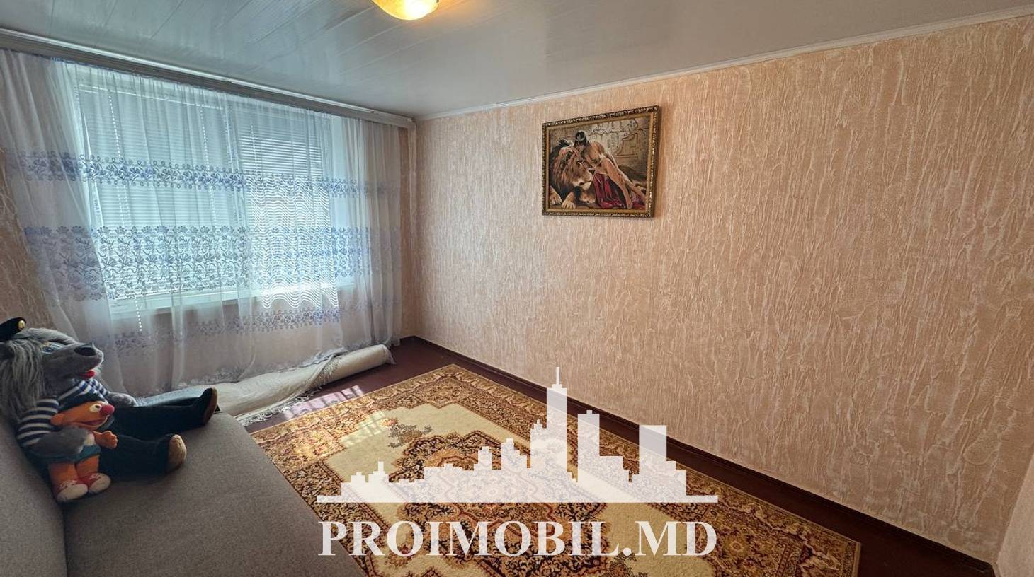 https://images.proimobil.md/tIRMBn5IiWJeA86riI6cC2-sUZu5JWQXKu1nlRt7mfQ/watermark:0.75:so:0:30:0.39/resize:fill:1460:816:1/gravity:ce/bG9jYWw6Ly8vZXN0YXRlL2xyLzY3MWNhMjhlLWRkMGQtNDk5Ni1iZjNjLWZlMzYwMjIyMTczNC5qcGVn