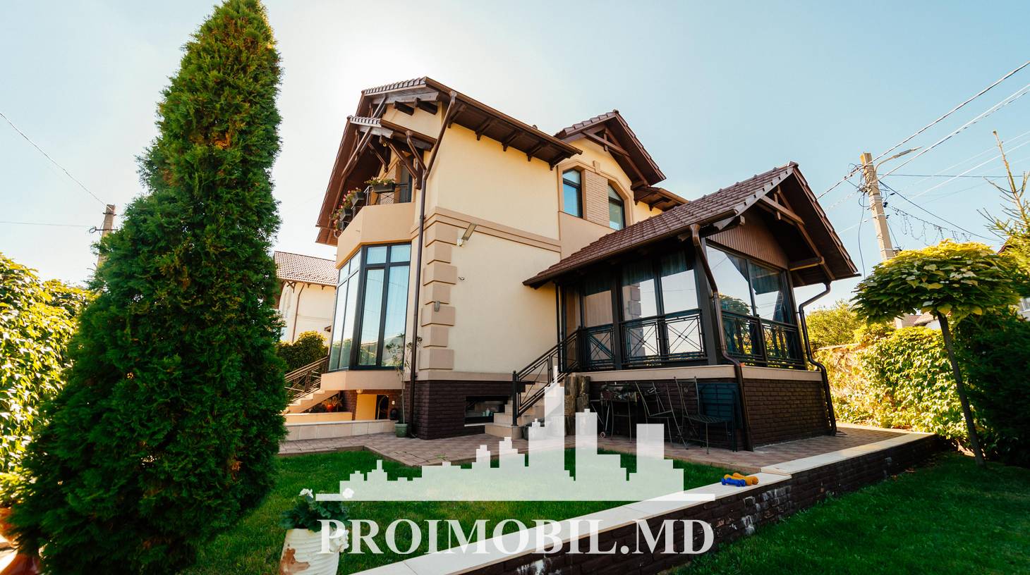 https://images.proimobil.md/tIjKH5mca7Gsdqq7f_59s35Ik2BKN2cduxo5oCuWgOE/watermark:0.75:so:0:30:0.39/resize:fill:1460:816:1/gravity:ce/bG9jYWw6Ly8vZXN0YXRlL2xyLzk3ZDk3MDI3LTZiZmYtNDMxMy1hNDY4LTNjMDczMzA1M2E1Yy5qcGVn