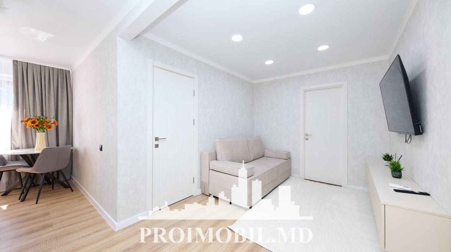 https://images.proimobil.md/tL6k1ma2DvrxjF3RZs7noKs3M6DIae_kJ0mpzB3ASso/watermark:0.75:so:0:30:0.39/resize:fill:1460:816:1/gravity:ce/bG9jYWw6Ly8vZXN0YXRlL2xyLzdkNDRhYWMxLTkzYWYtNGM5NC05M2ExLTYzOWZhOGUzM2NiMS5qcGVn
