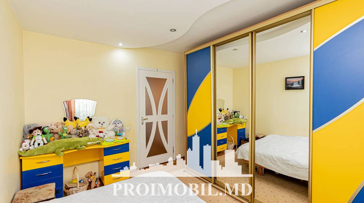 https://images.proimobil.md/tM019tAWxi1n4xzzEs_2Q3Z9pcqlCThH7ewuM3erblI/watermark:0.75:so:0:30:0.39/resize:fill:1460:816:1/gravity:ce/bG9jYWw6Ly8vZXN0YXRlL2xyLzIzNWVkOGQ1LThjOTUtNDk4ZC05YjljLTMzZGU4ZGNmMzQyMC5qcGVn