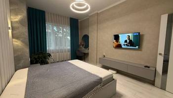https://images.proimobil.md/tSDlatztF80iFy7NZhiCdsexLCjGT-ETQuY7lumDorM/resize:fill:350:198:1/gravity:ce/bG9jYWw6Ly8vZXN0YXRlL2xyL2JmMGM4YmNmLWE4YWUtNDQyZC1hYjU0LWRkZmM1ZTkzNWIxNy5qcGVn