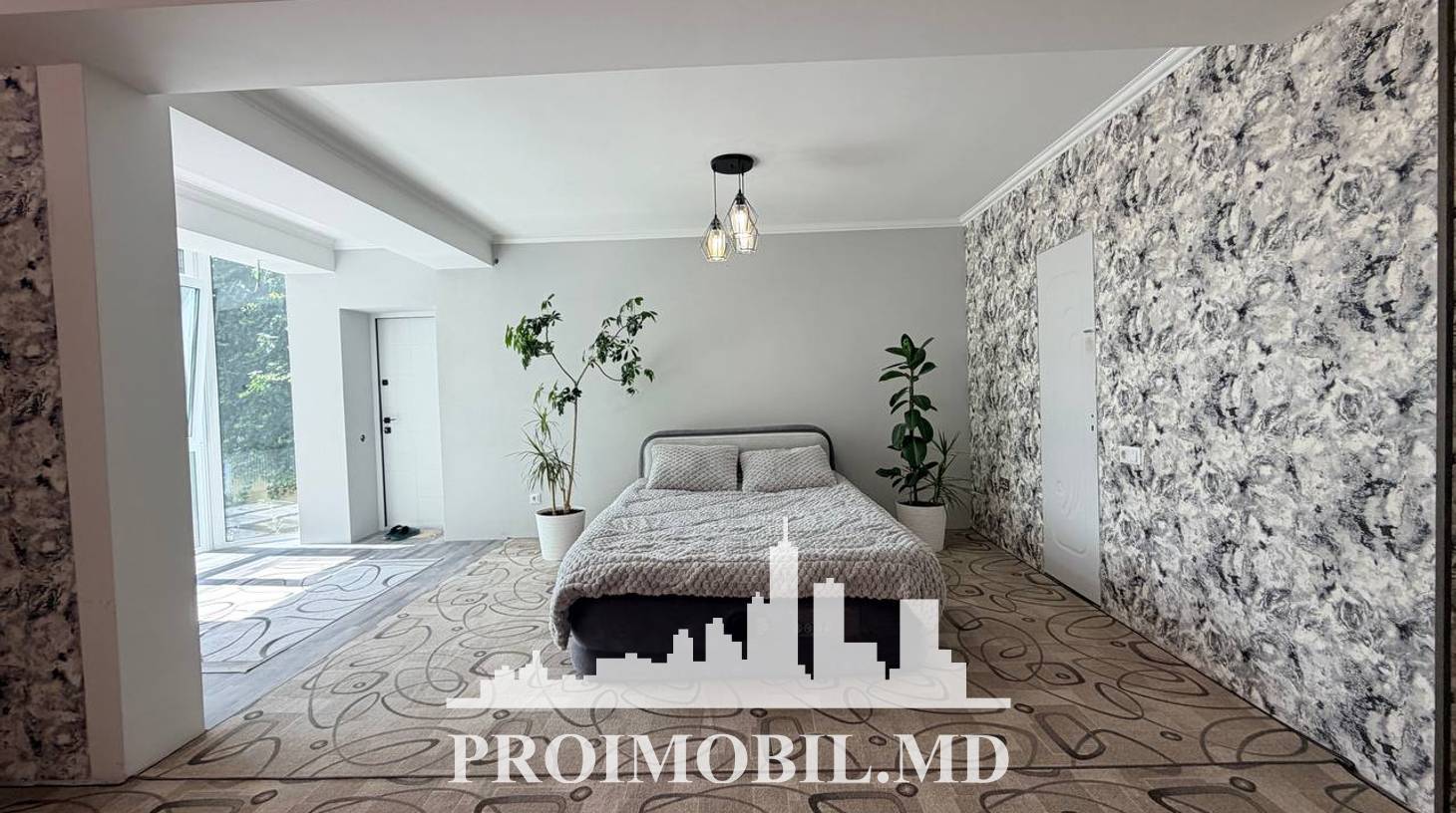 https://images.proimobil.md/tUa6ZeXitubF3RN-oYcY7rjyjn3YvQg279vhLF84VaY/watermark:0.75:so:0:30:0.39/resize:fill:1460:816:1/gravity:ce/bG9jYWw6Ly8vZXN0YXRlL2xyLzMzOGVkN2U0LWJkNTAtNGZlOS1hMzgxLTNlNGFiYzliNWY1Yy5qcGVn