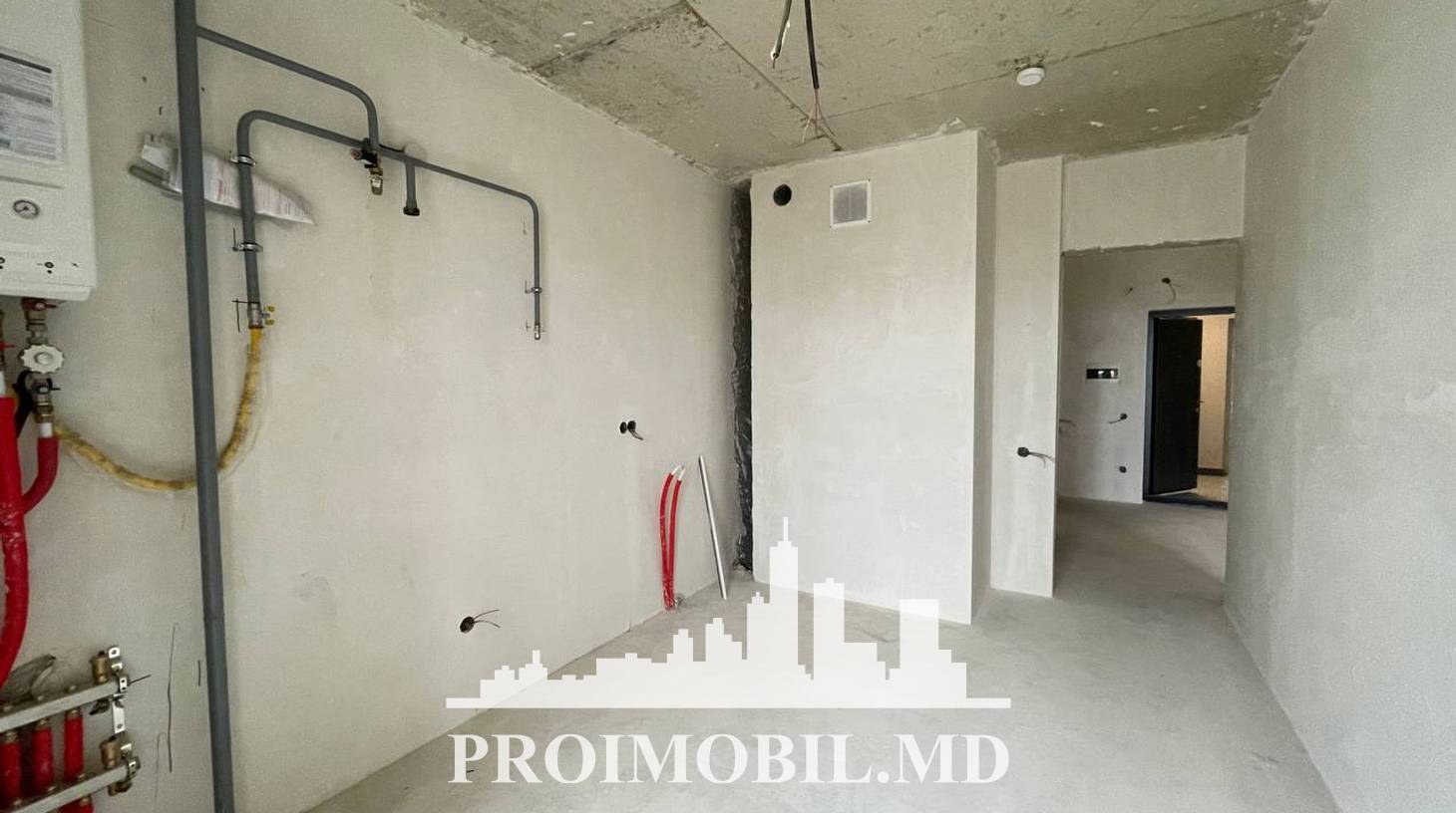 https://images.proimobil.md/tVXNrpHp3GI5zX3YChF2mt8n35kgX3EmW3SJ0muSLvA/watermark:0.75:so:0:30:0.39/resize:fill:1460:816:1/gravity:ce/bG9jYWw6Ly8vZXN0YXRlL2xyL2U5YzliY2ZiLWVjZDctNDg1Ni04MjBmLWNmYjI2ZGE0MmFlZi5qcGVn