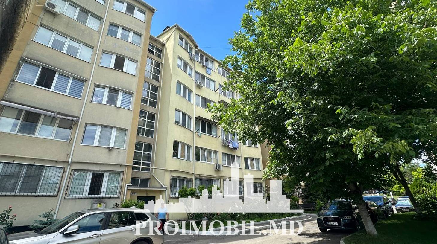 https://images.proimobil.md/tXfJaSIbE1t9uFXGY87hIaJ1V4ZHPoRQIhz9TR1MNwo/watermark:0.75:so:0:30:0.39/resize:fill:1460:816:1/gravity:ce/bG9jYWw6Ly8vZXN0YXRlL2xyLzdiY2Q0MDgxLTgwYzQtNDNhYi05ZDFlLTYyYWNlZmU1YjYwYS5qcGVn