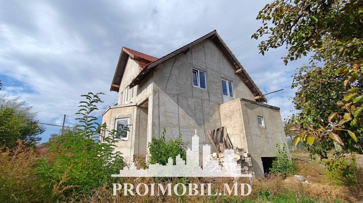 https://images.proimobil.md/tYB_6KgDW0n6mW-LHtyxh96h2tlv4pUd8wBkzs0X7Rw/watermark:0.75:so:0:30:0.39/resize:fill:1460:816:1/gravity:ce/bG9jYWw6Ly8vZXN0YXRlL2xyL2E3NWQyMDZjLTdjOTAtNGY3Ni1iNDAxLTcxMjVkODJjYTFkNS5qcGVn
