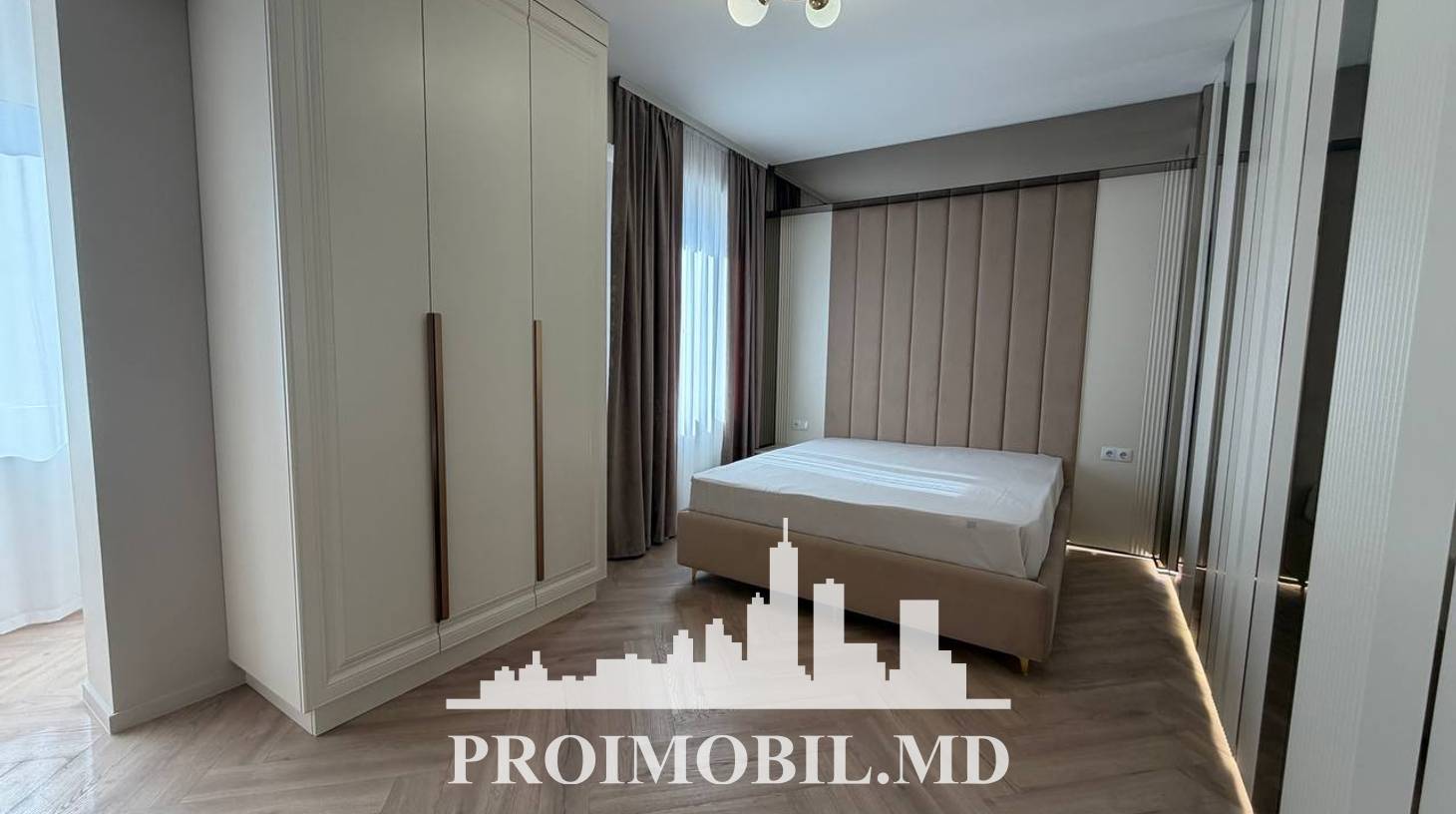 https://images.proimobil.md/tZsSSZNkiG7-fwzzgDENgq6b01PUH5Vq4VXFkM4uoWo/watermark:0.75:so:0:30:0.39/resize:fill:1460:816:1/gravity:ce/bG9jYWw6Ly8vZXN0YXRlL2xyLzM3ZTIzN2I1LTJkODMtNDgwNS1hN2Q4LTI4NDRhY2Q0ZTk4Mi5qcGVn
