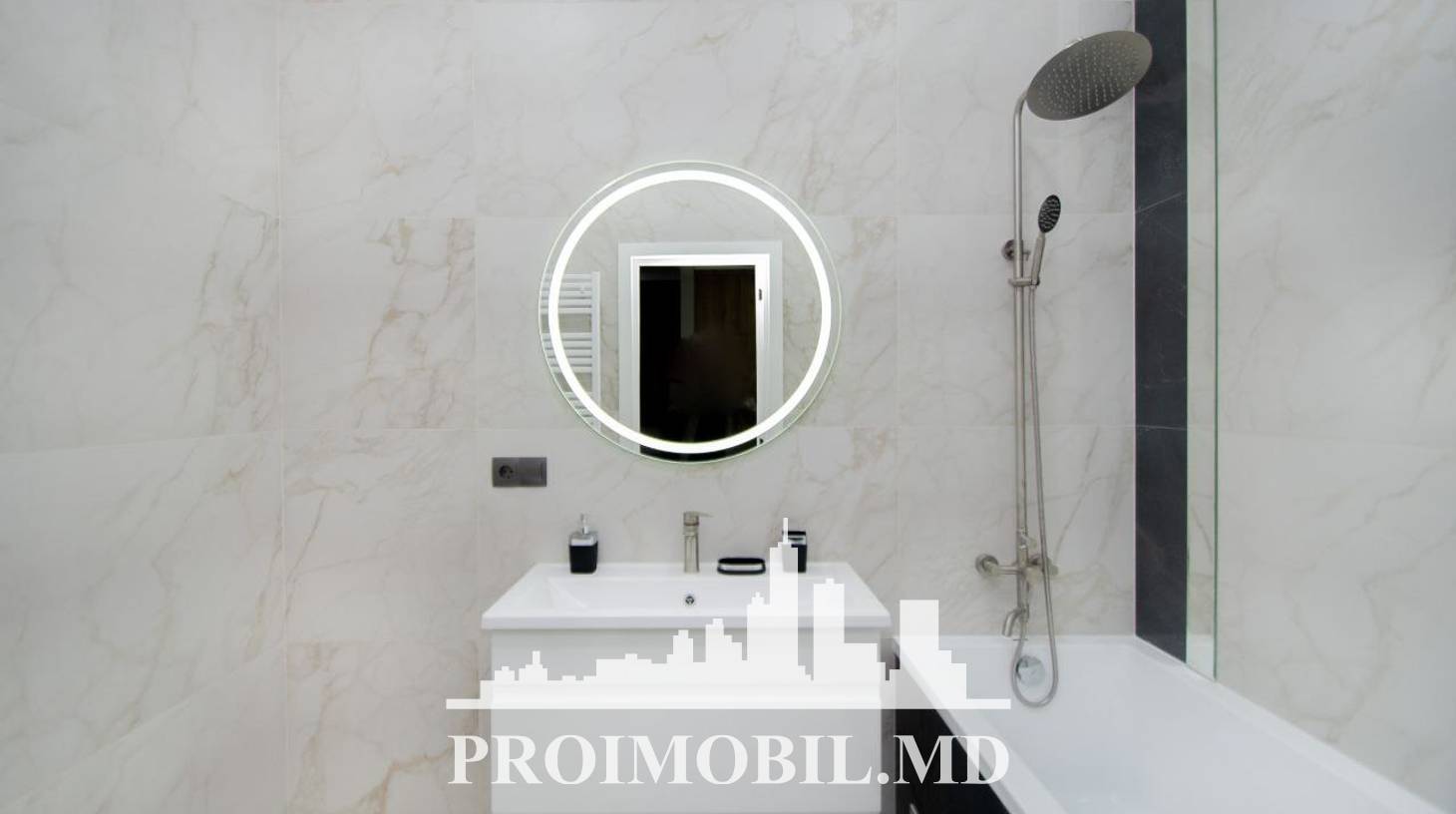 https://images.proimobil.md/tmjYKmyj0m1A8A5NoF0KOh1UVQY2__Tinu215fgwK-w/watermark:0.75:so:0:30:0.39/resize:fill:1460:816:1/gravity:ce/bG9jYWw6Ly8vZXN0YXRlL2xyLzFlOTM4MDJmLWEzZmItNGM3Yi05ZTYwLThjNGJhMDA3NGRlNi5qcGVn