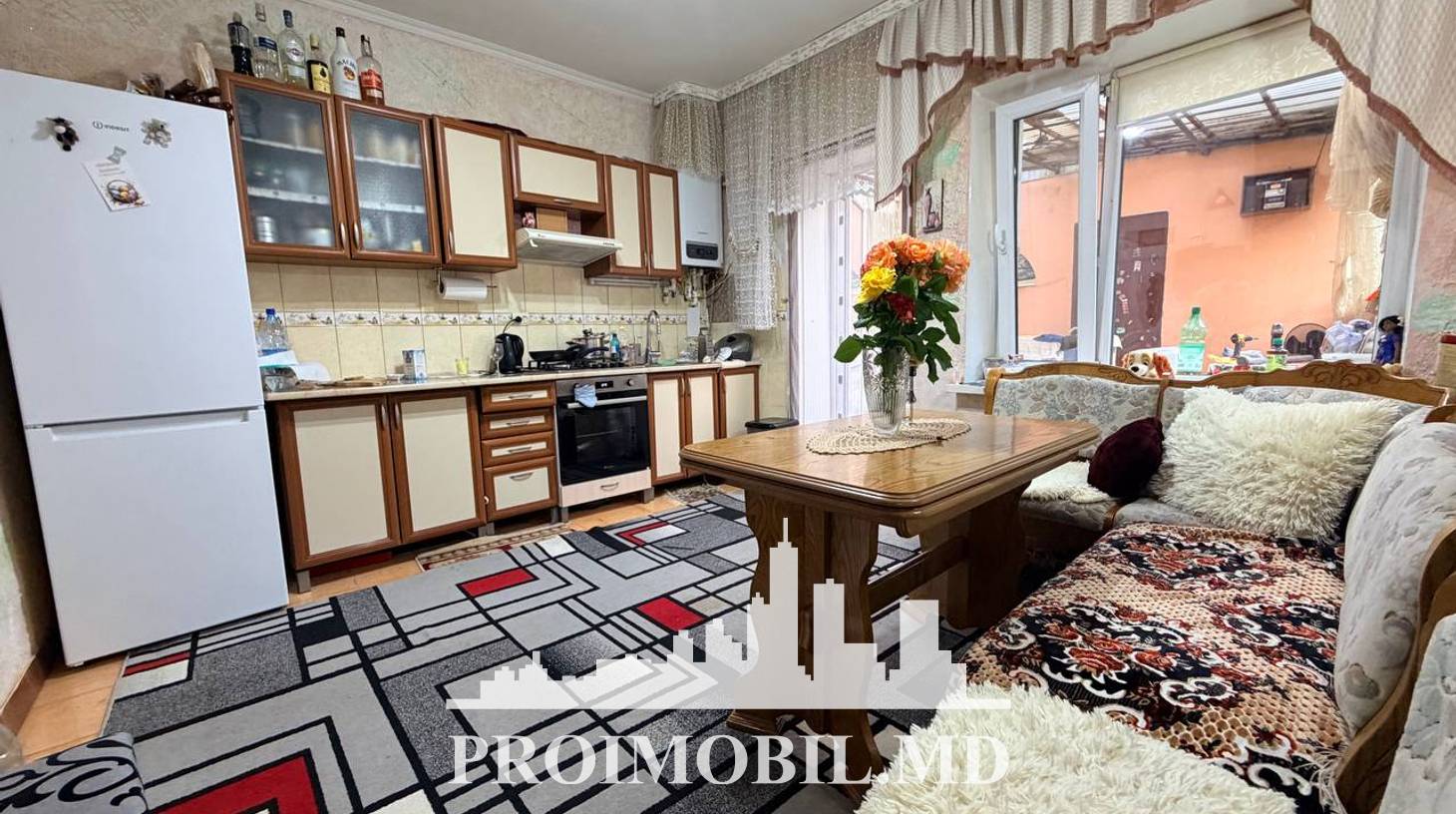 https://images.proimobil.md/toaxznw2P_YnvqgbxDi02A1lM_Z_SIPfdQayY3s-6-A/watermark:0.75:so:0:30:0.39/resize:fill:1460:816:1/gravity:ce/bG9jYWw6Ly8vZXN0YXRlL2xyL2Q1MDkxYmNlLTIzOTYtNDg2My04MGZhLWM3YmJjZGVmZTUxZi5qcGVn