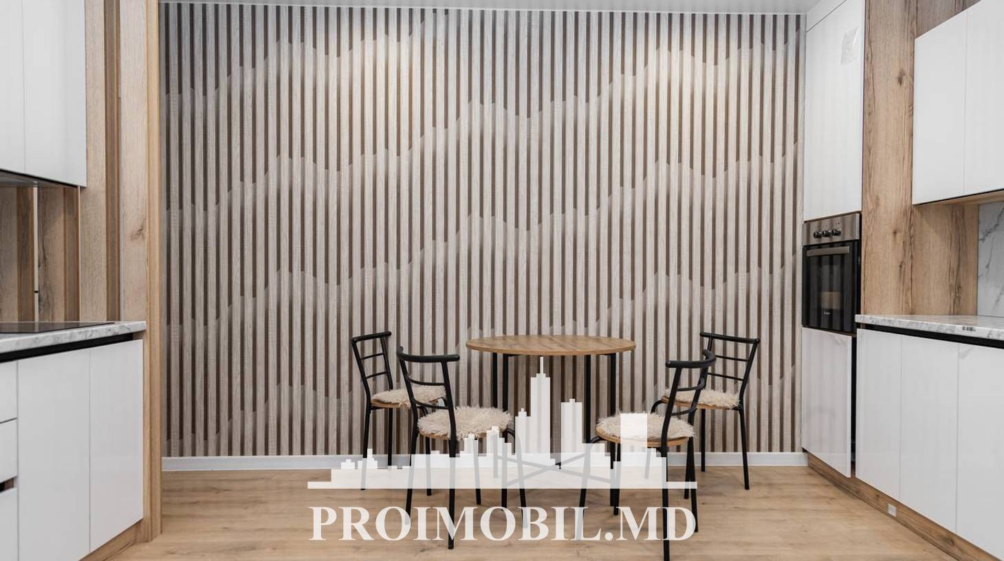 https://images.proimobil.md/tt5aBMQ2-vDCLpDeHt2xuawmD89Kz4Ax88TI73ltwgQ/watermark:0.75:so:0:30:0.39/resize:fill:1460:816:1/gravity:ce/bG9jYWw6Ly8vZXN0YXRlL2xyLzA4NTY1Yjg4LTFiZTctNGUwYi1hNGYxLTJmNWI1MzFiNjM3My5qcGVn