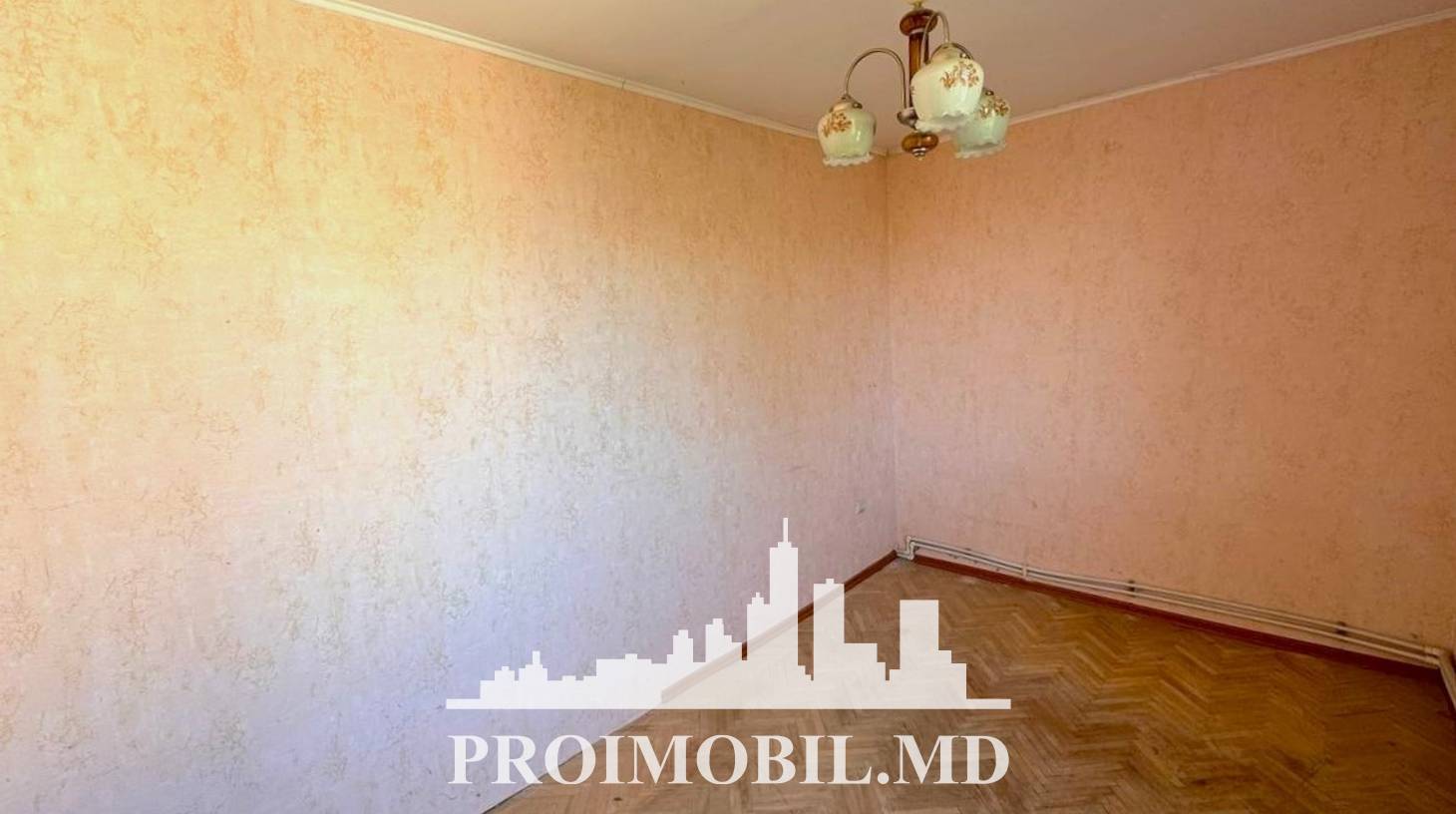 https://images.proimobil.md/tyJ98hfqxnY_JlngfekEoEAji17Vvjqzm1kqZ47HOss/watermark:0.75:so:0:30:0.39/resize:fill:1460:816:1/gravity:ce/bG9jYWw6Ly8vZXN0YXRlL2xyL2RjOGM2NzY5LTQxYjUtNGQzNC05ZDkwLTJiMzIxYmJhYjYwNC5qcGVn