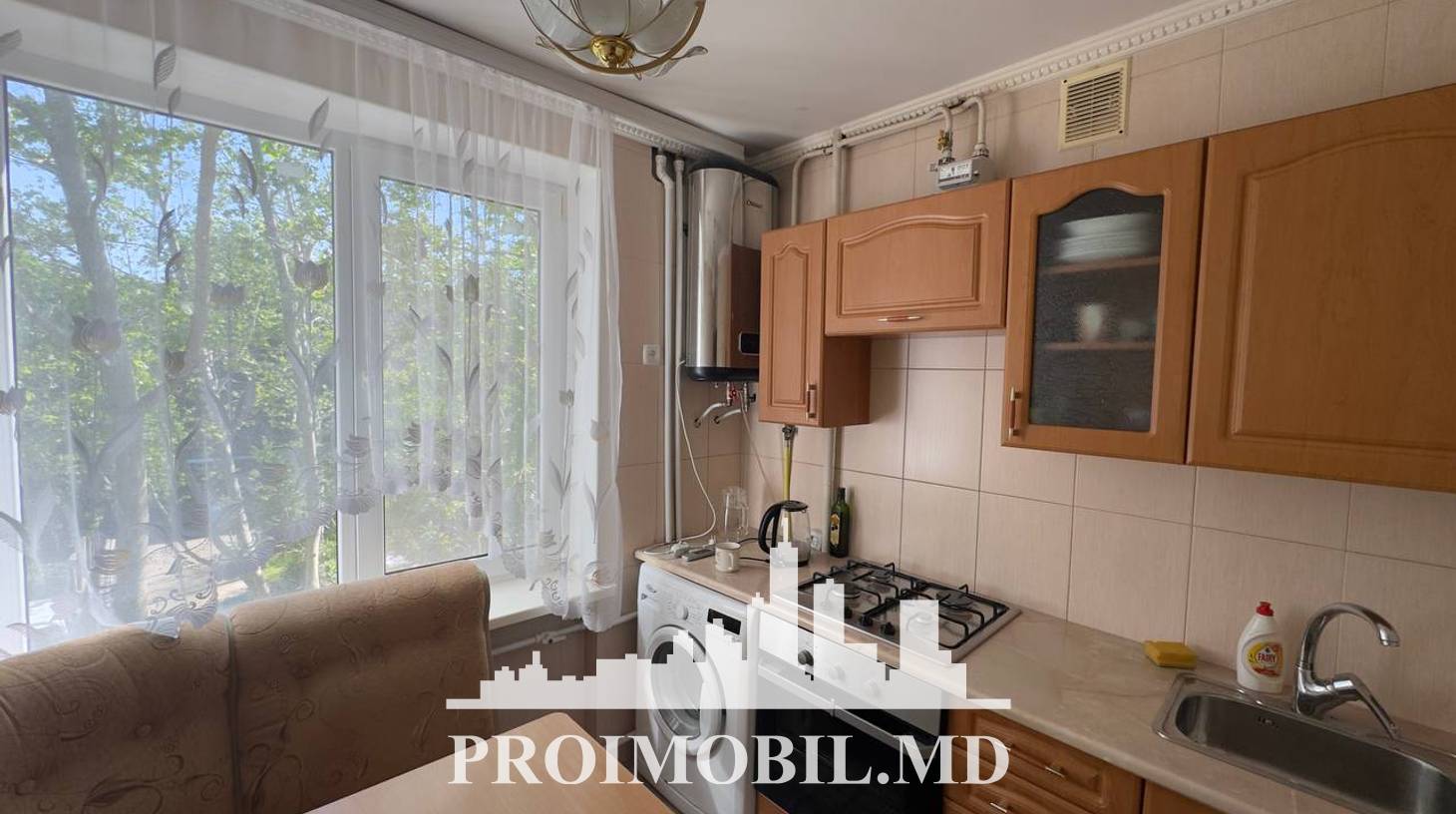 https://images.proimobil.md/tyajL-QqnnRfTF3SAaH6Bl8t1hCMPYcARLIG4d72oCs/watermark:0.75:so:0:30:0.39/resize:fill:1460:816:1/gravity:ce/bG9jYWw6Ly8vZXN0YXRlL2xyLzUxM2U1YTg5LWEyNmEtNDcxOC04YmRkLWMwZjI2NjNmZDllOS5qcGVn